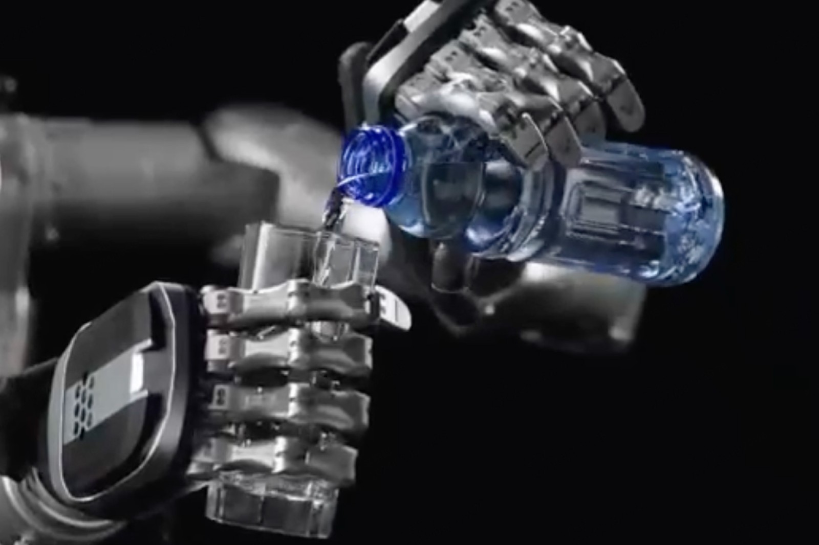 系列解讀 | im電競靈巧手家族亮相：高自由度的創新突破